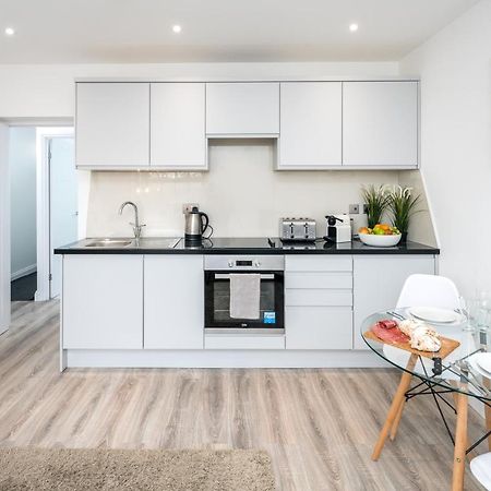 Skyline Serviced Apartments - Seldon ลอนดอน ภายนอก รูปภาพ